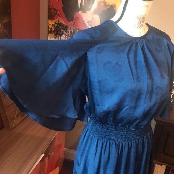 ❤️1l left Anthropologie jacquard cape midi dress - Picture 5 of 7